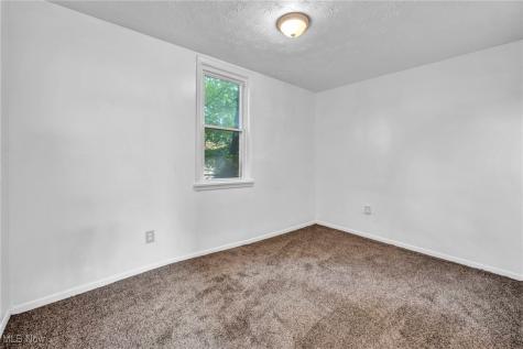 4571 Sackett Avenue Cleveland OH 44109