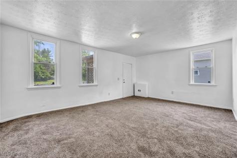4571 Sackett Avenue Cleveland OH 44109