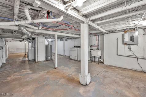 4571 Sackett Avenue Cleveland OH 44109