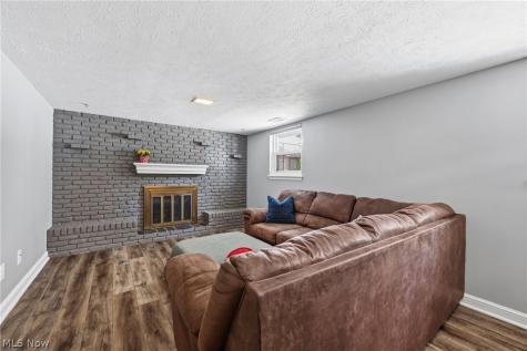 38380 Hurricane Drive Willoughby OH 44094