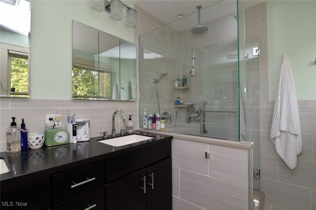 2984 Corydon Road Cleveland Heights OH 44118