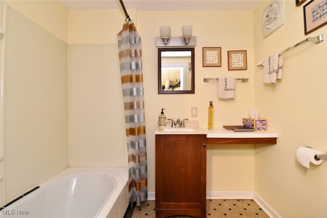 2984 Corydon Road Cleveland Heights OH 44118