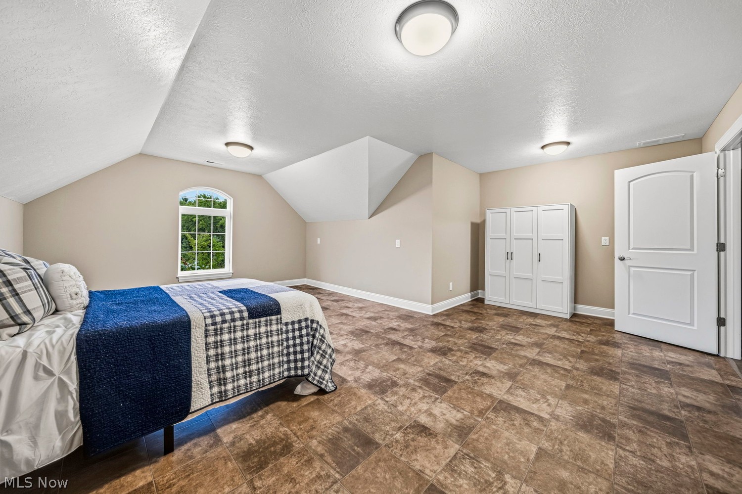 11969 Bean Road Chardon OH 44024