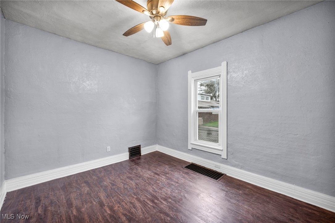 1311 W Erie Lorain OH 44052