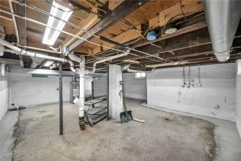 1311 W Erie Lorain OH 44052