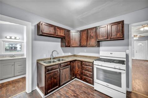 1311 W Erie Lorain OH 44052