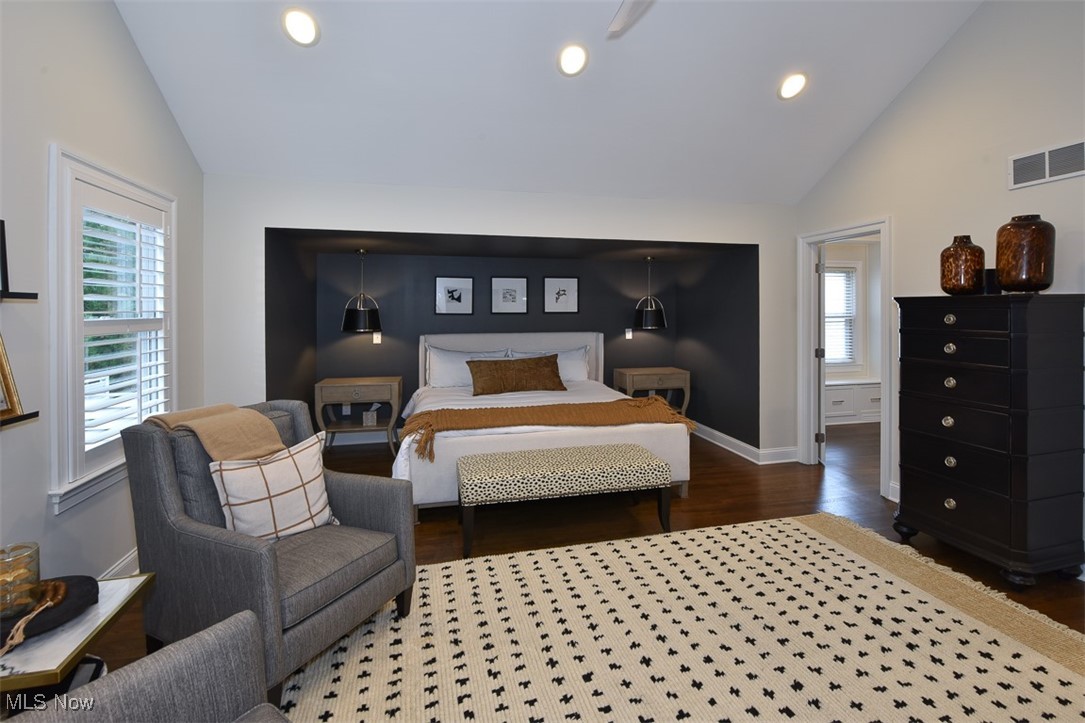 1904 Wynwood Drive Rocky River OH 44116