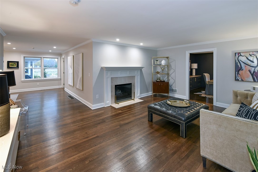 1904 Wynwood Drive Rocky River OH 44116