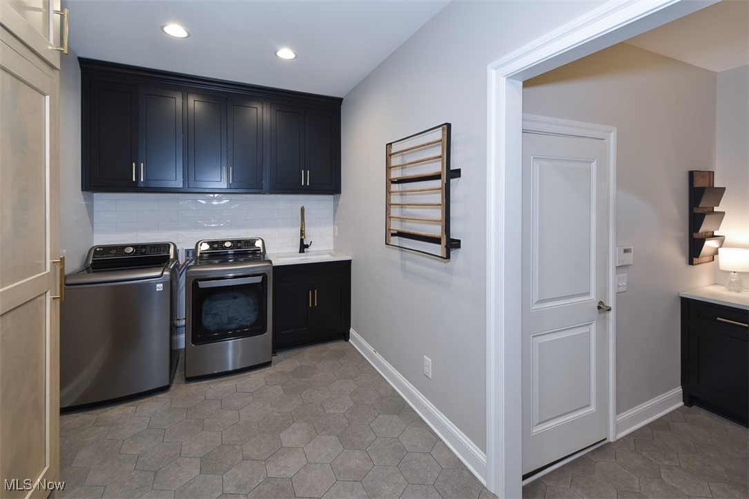 1904 Wynwood Drive Rocky River OH 44116