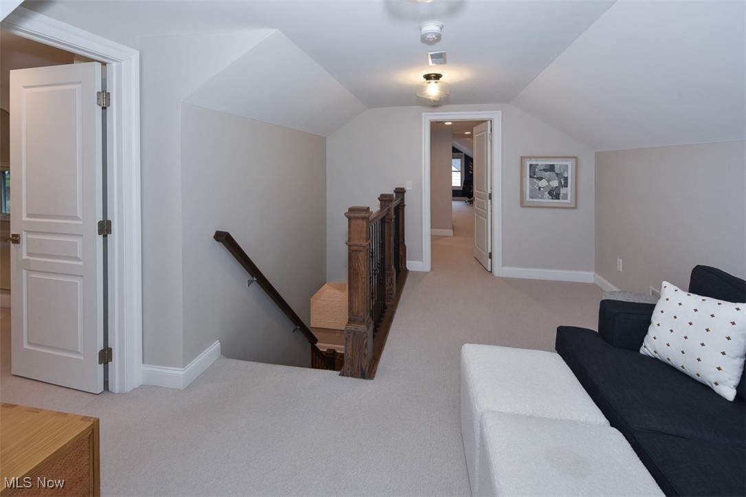 1904 Wynwood Drive Rocky River OH 44116