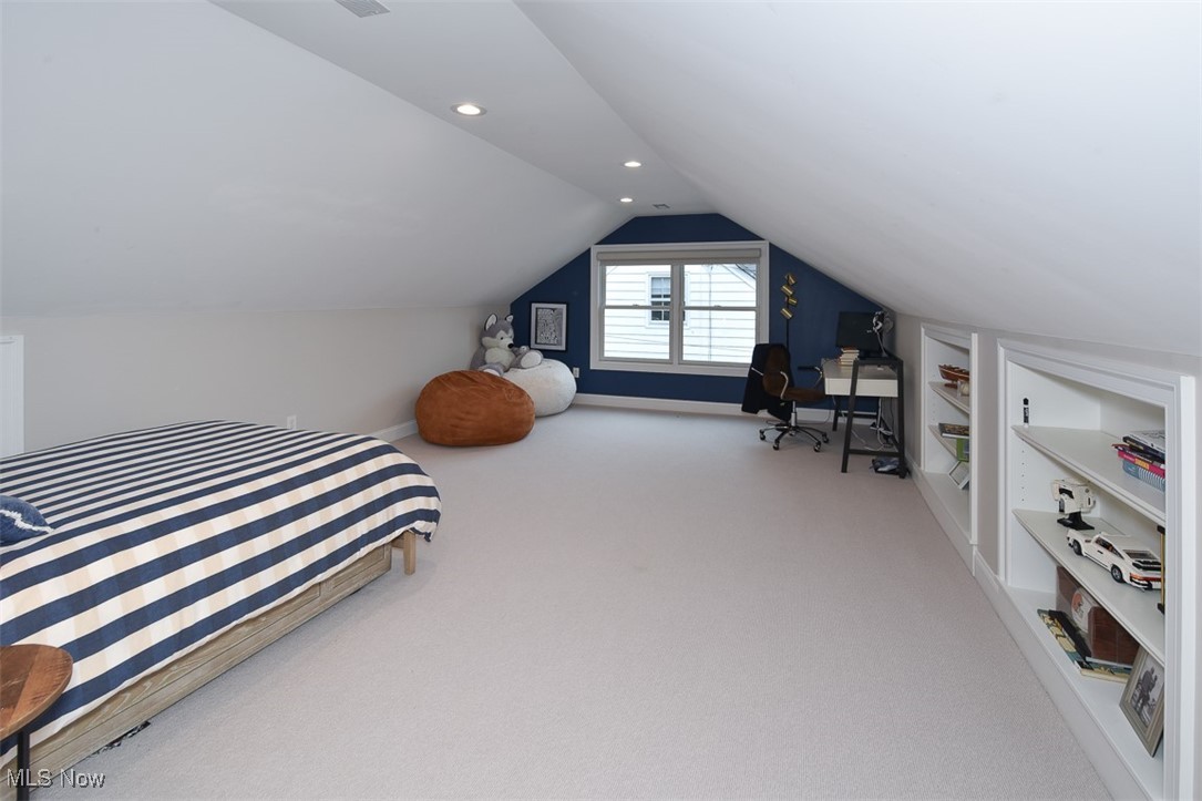 1904 Wynwood Drive Rocky River OH 44116