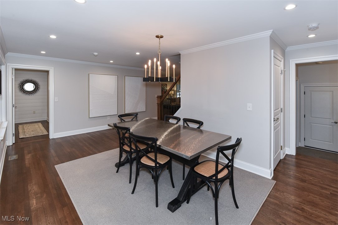 1904 Wynwood Drive Rocky River OH 44116