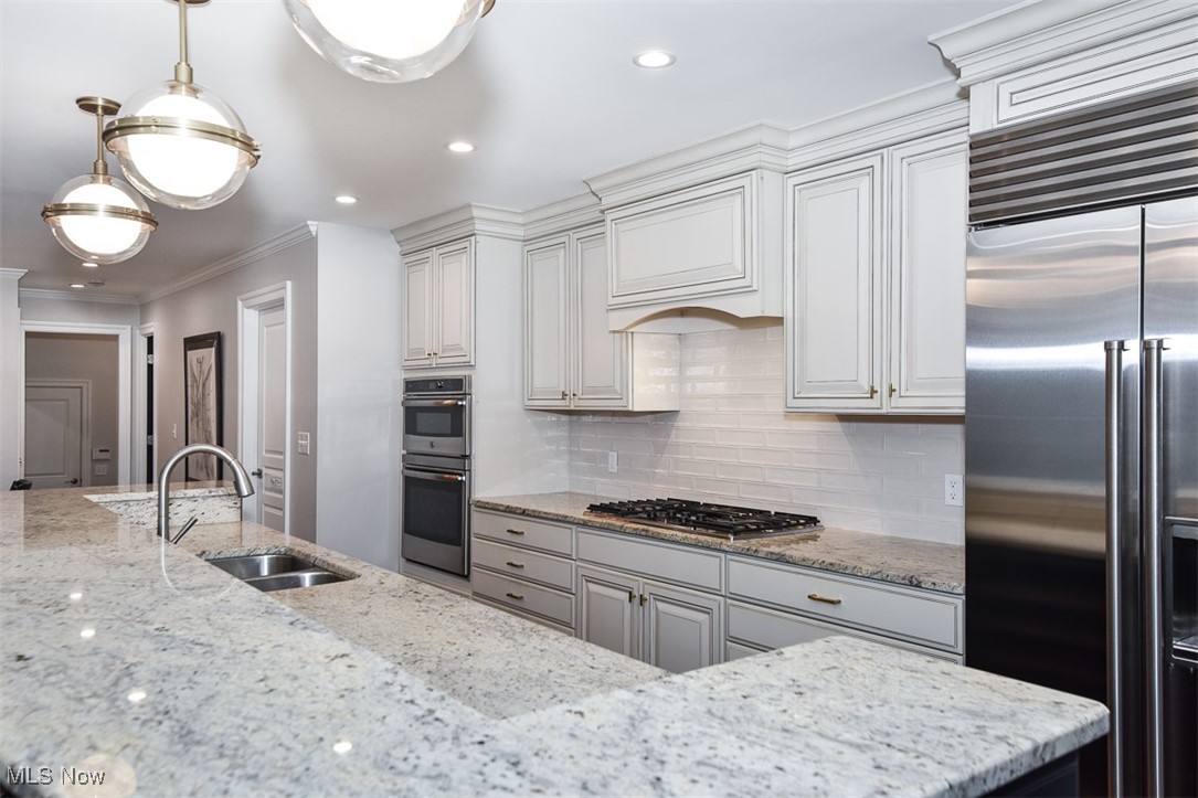 1904 Wynwood Drive Rocky River OH 44116