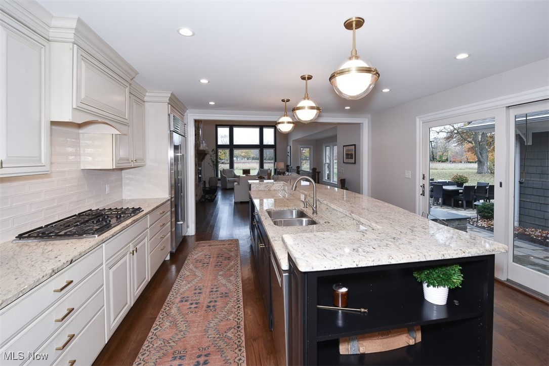 1904 Wynwood Drive Rocky River OH 44116