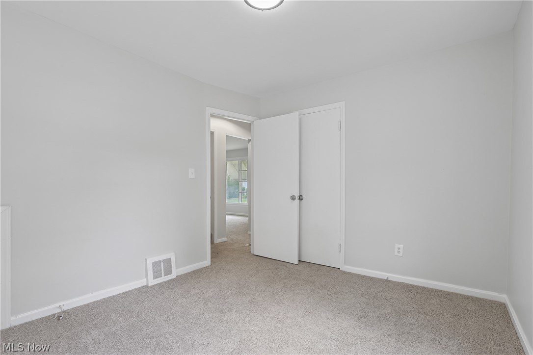 1237 Easton Drive Akron OH 44310