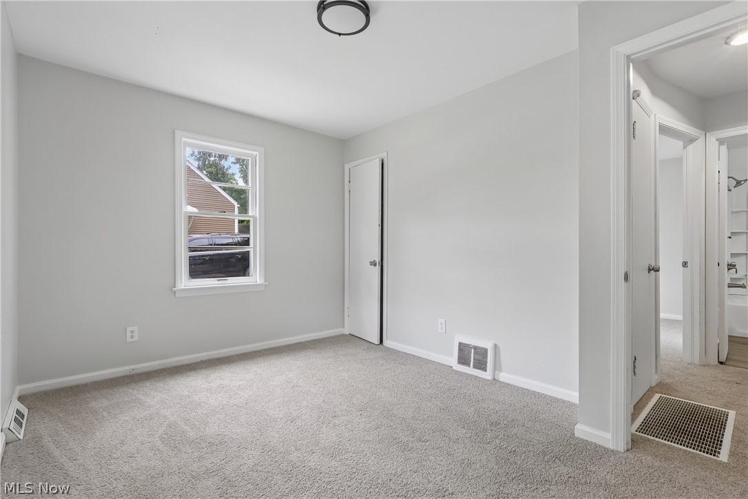 1237 Easton Drive Akron OH 44310