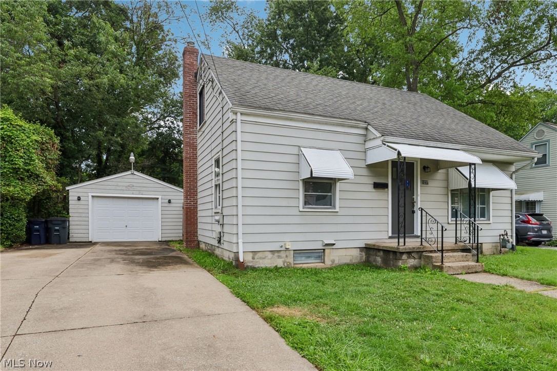 1237 Easton Drive Akron OH 44310