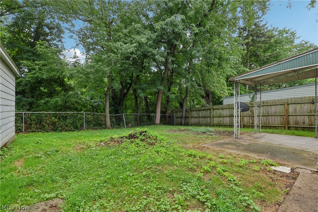 1237 Easton Drive Akron OH 44310