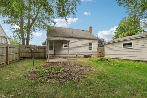 1237 Easton Drive Akron OH 44310