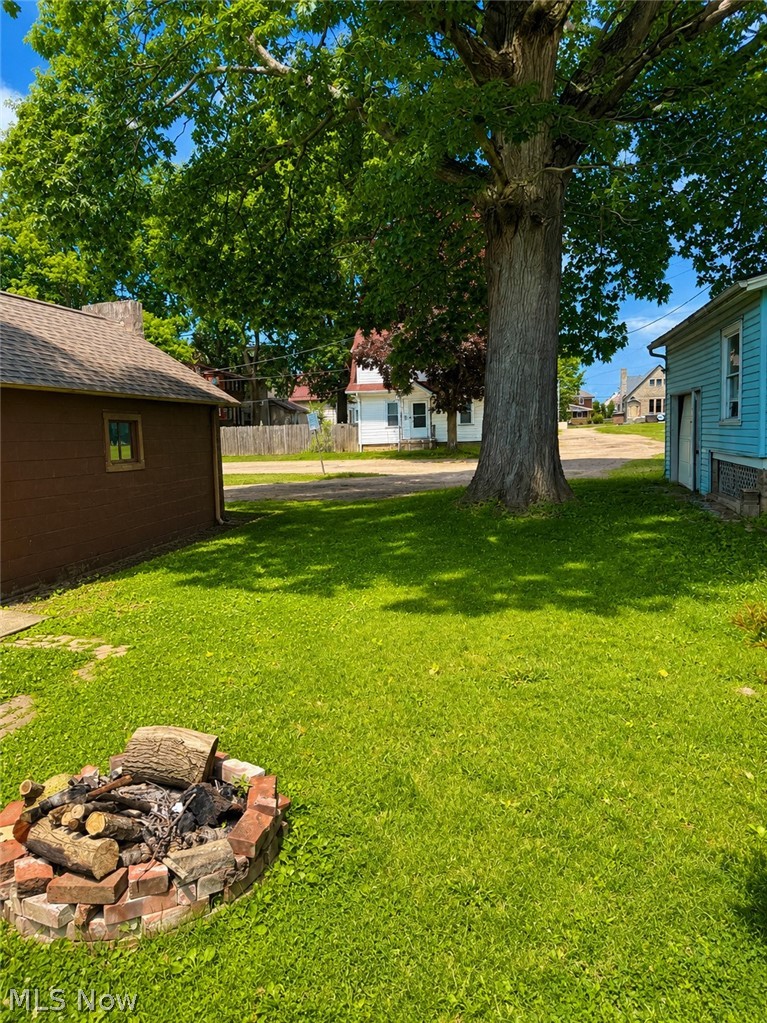 712 Green Avenue SW Massillon OH 44647