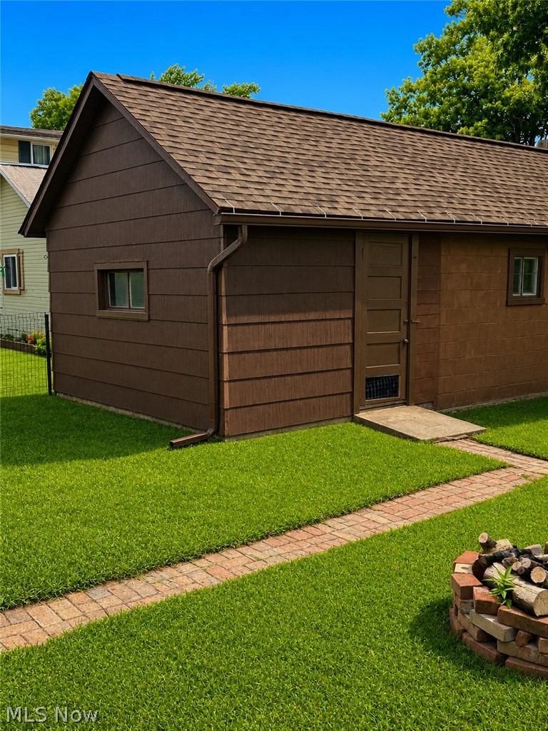 712 Green Avenue SW Massillon OH 44647