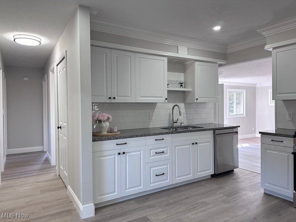 7583 Biscayne Boulevard Parma OH 44134