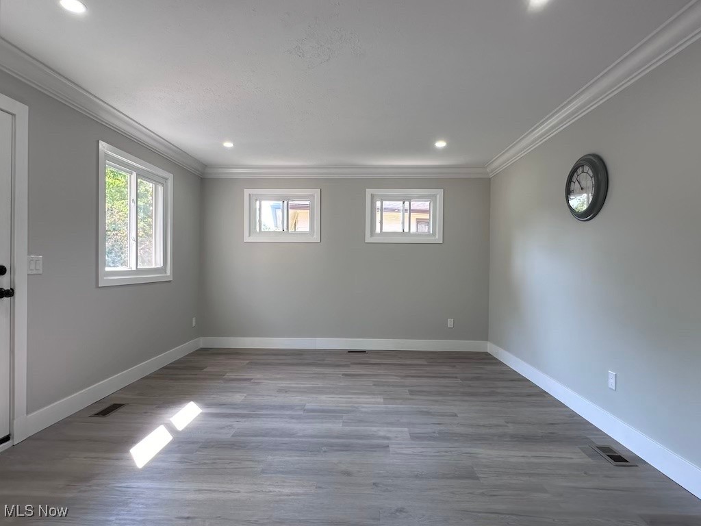 7583 Biscayne Boulevard Parma OH 44134