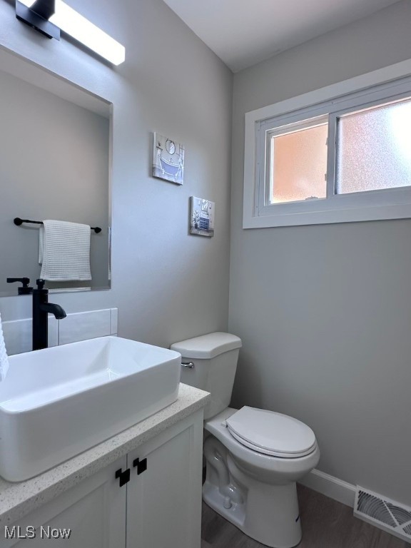 7583 Biscayne Boulevard Parma OH 44134