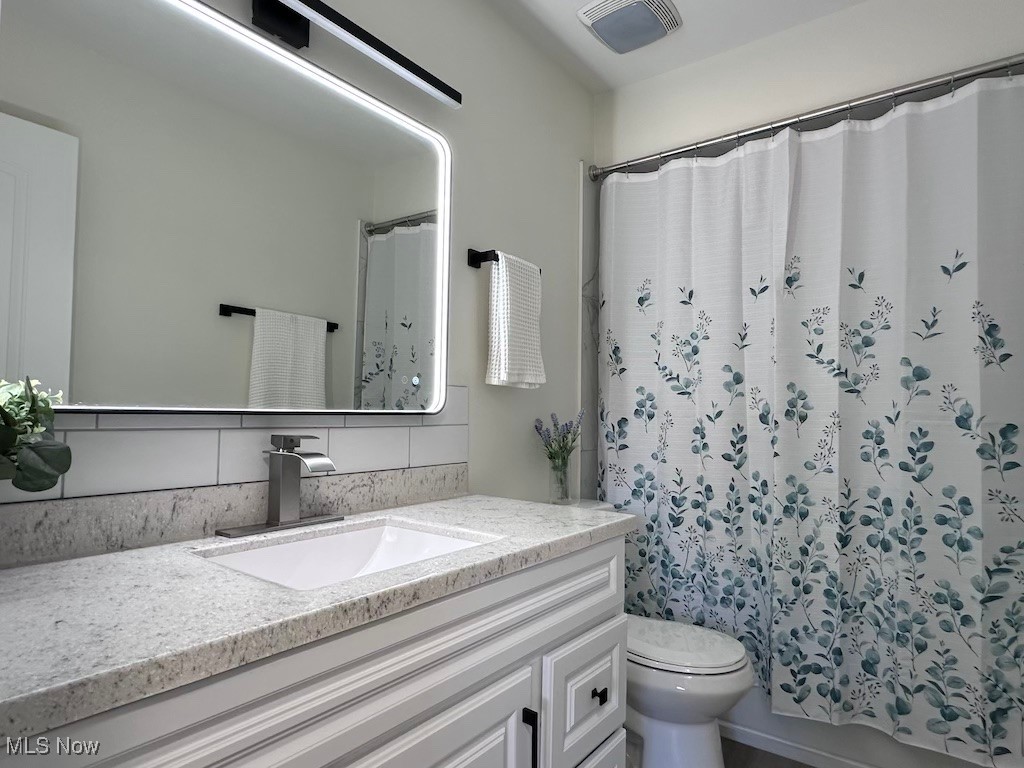 7583 Biscayne Boulevard Parma OH 44134