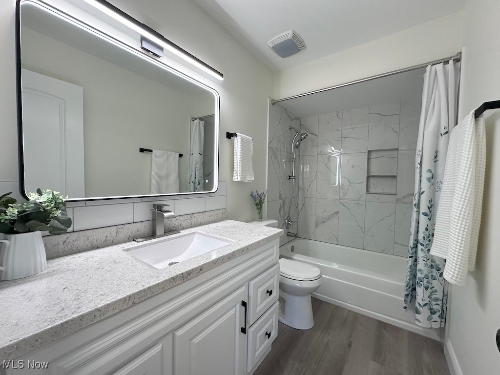 7583 Biscayne Boulevard Parma OH 44134