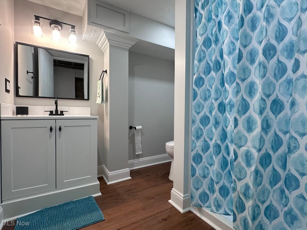 7583 Biscayne Boulevard Parma OH 44134