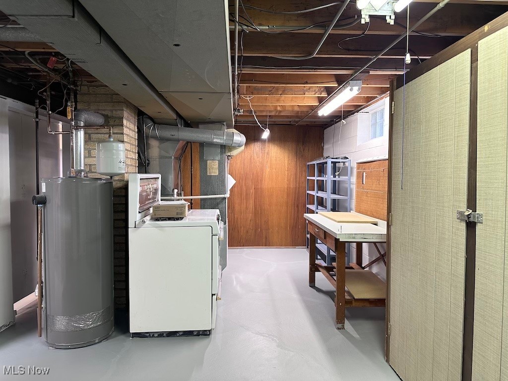 7583 Biscayne Boulevard Parma OH 44134