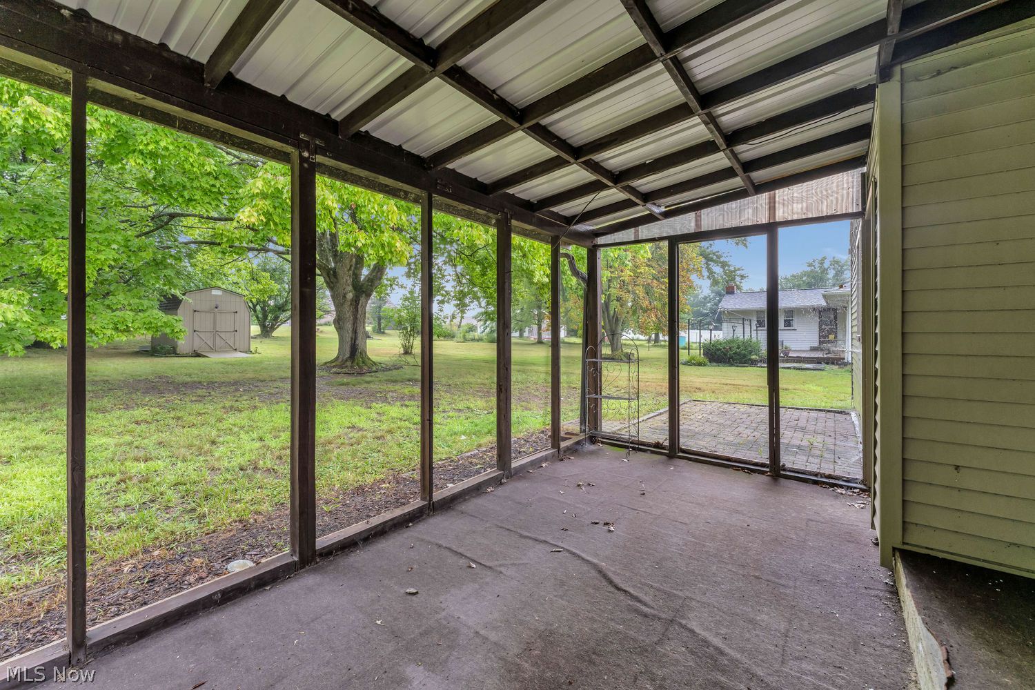 6738 James Street Youngstown OH 44514