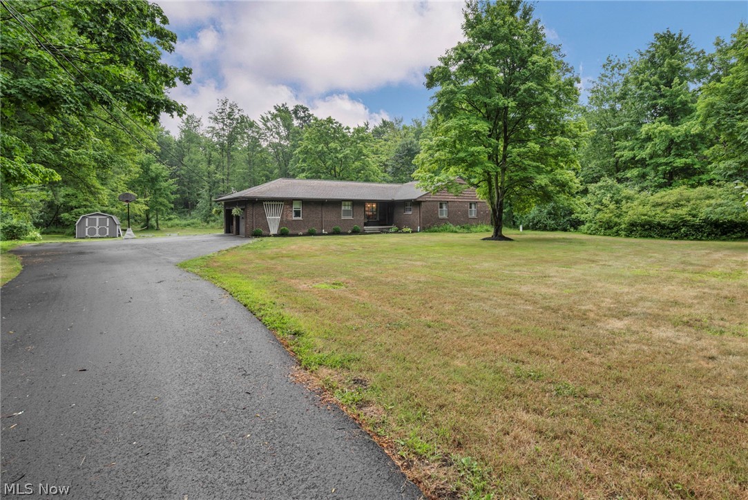 11523 Auburn Road Chardon OH 44024