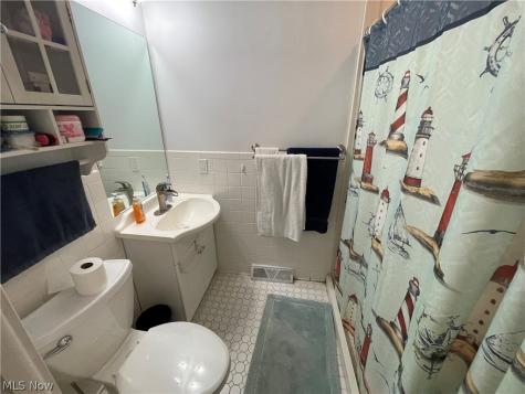 7947 Orianna Street Brecksville OH 44141