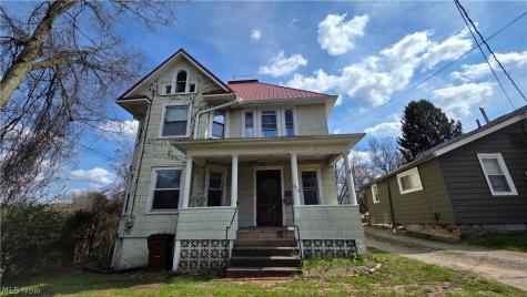 614 Cutler Street Marietta OH 45750