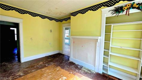 614 Cutler Street Marietta OH 45750