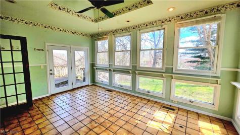 614 Cutler Street Marietta OH 45750