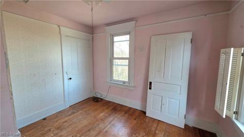 614 Cutler Street Marietta OH 45750