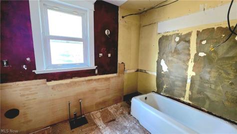 614 Cutler Street Marietta OH 45750