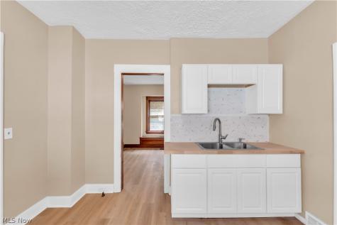 2652 E 115th Street Cleveland OH 44104