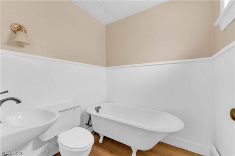 2652 E 115th Street Cleveland OH 44104
