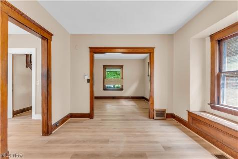 2652 E 115th Street Cleveland OH 44104