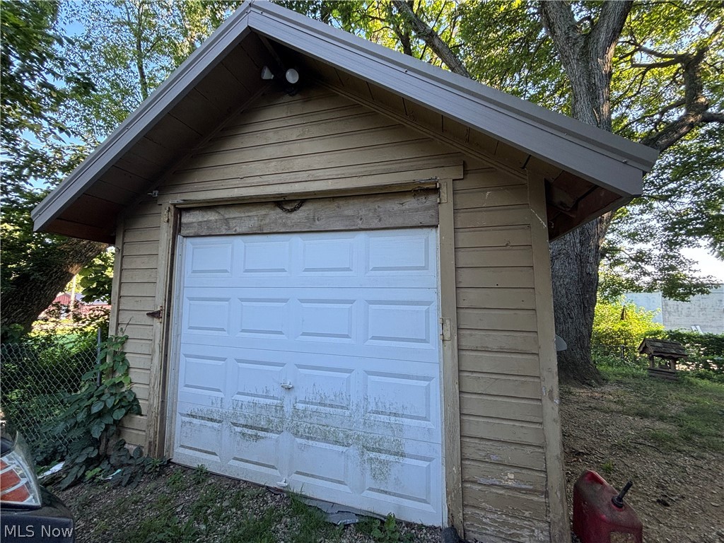 2806 3rd Street NE Canton OH 44704