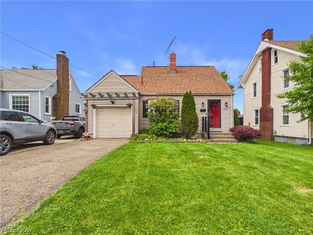 1207 Havana Place NE Canton OH 44714
