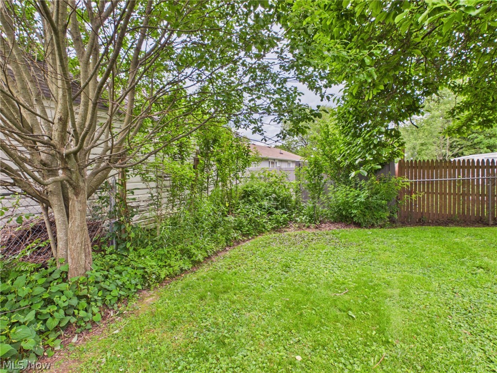 1207 Havana Place NE Canton OH 44714