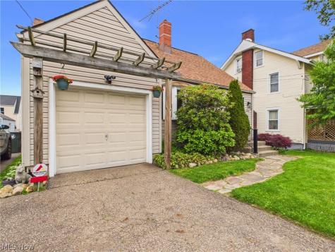 1207 Havana Place NE Canton OH 44714