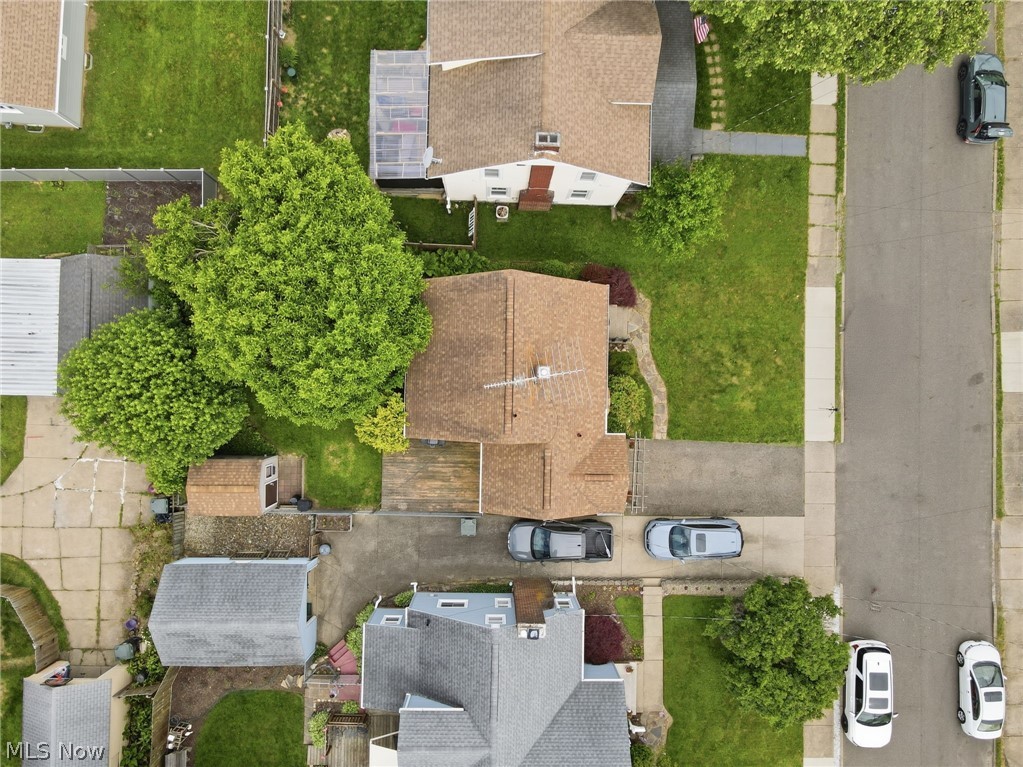1207 Havana Place NE Canton OH 44714