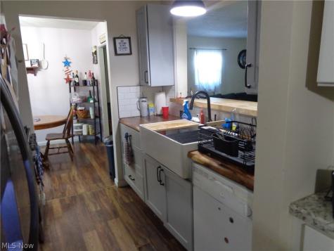 4711 Marcie Drive Cleveland OH 44109