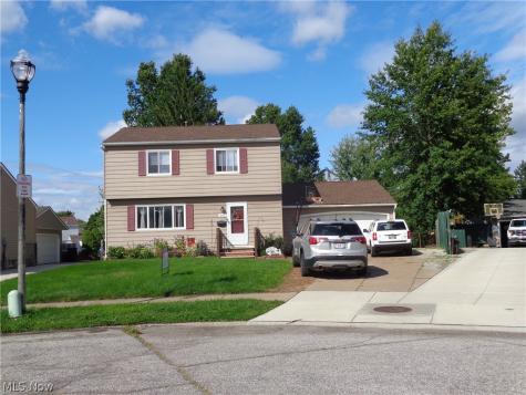 4711 Marcie Drive Cleveland OH 44109
